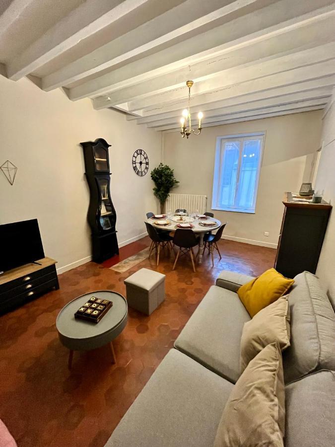 Les Deux L Du Vignoble Apartment Chablis Exterior foto