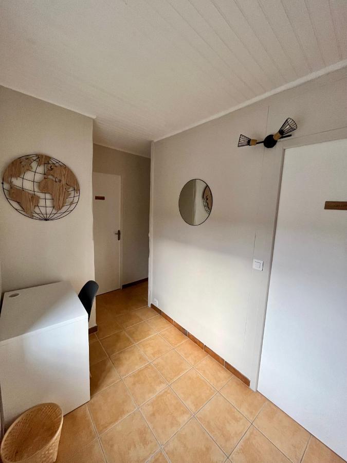 Les Deux L Du Vignoble Apartment Chablis Exterior foto